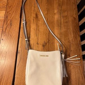 Michael kors cross body
